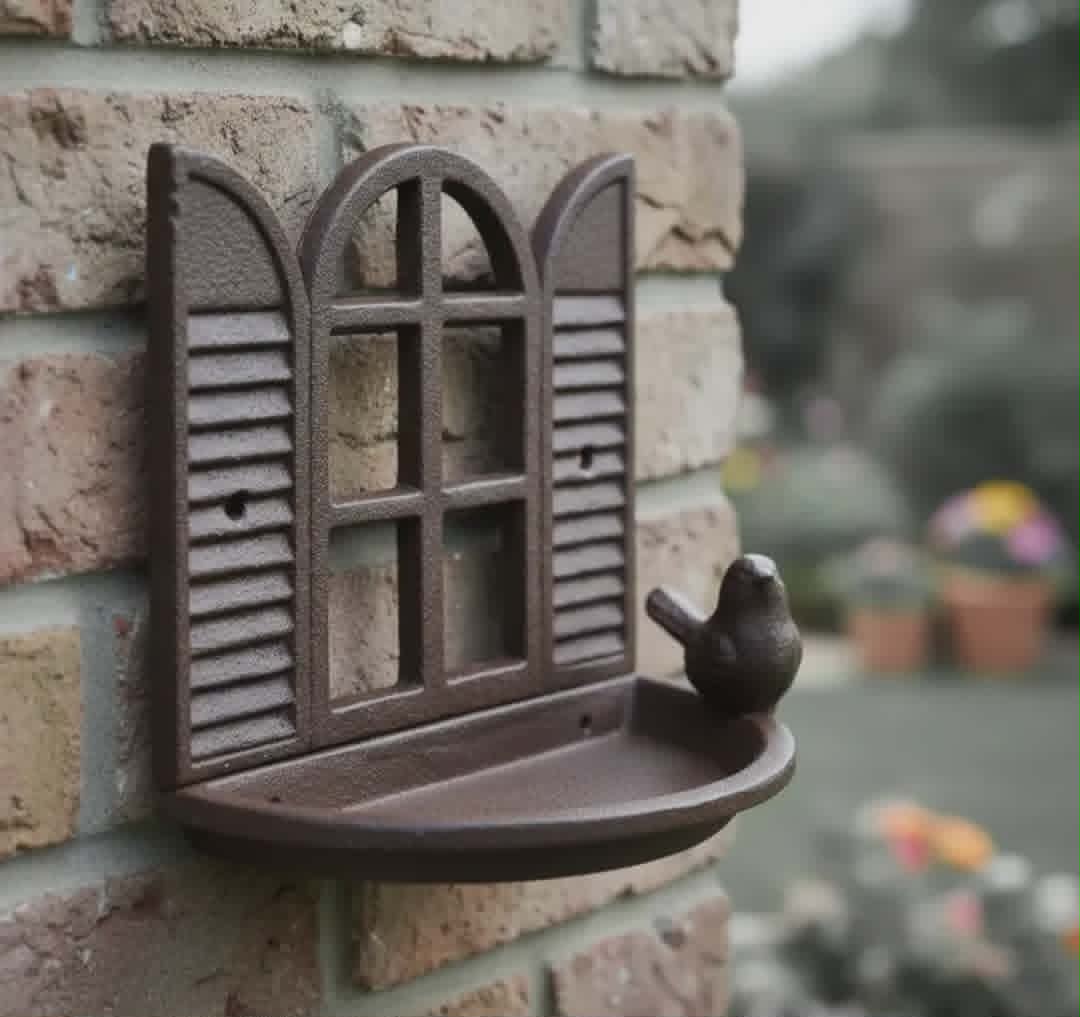 Suporte Comedouro Pássaros Ferro Fundido Decor Jardim Janela